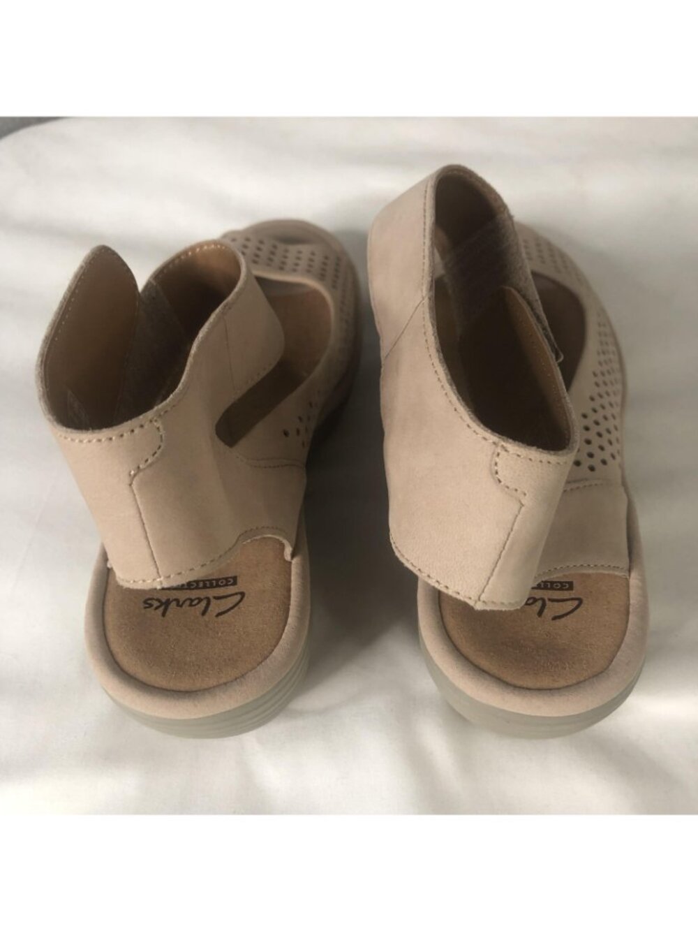 Clarks Sandals Womens Size 6.5 Beige Reedly Salene Wedge Comfort Ankle Strap - Picture 12 of 16